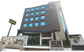 Hotel Park Elanza Chennai